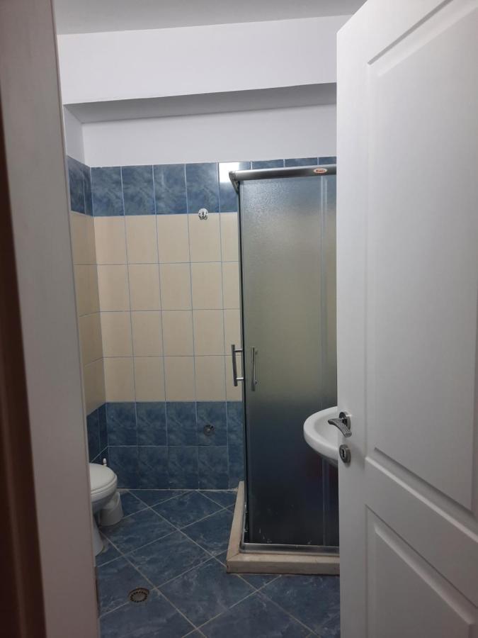 Antea Apartment 3 Vlorë Exterior foto